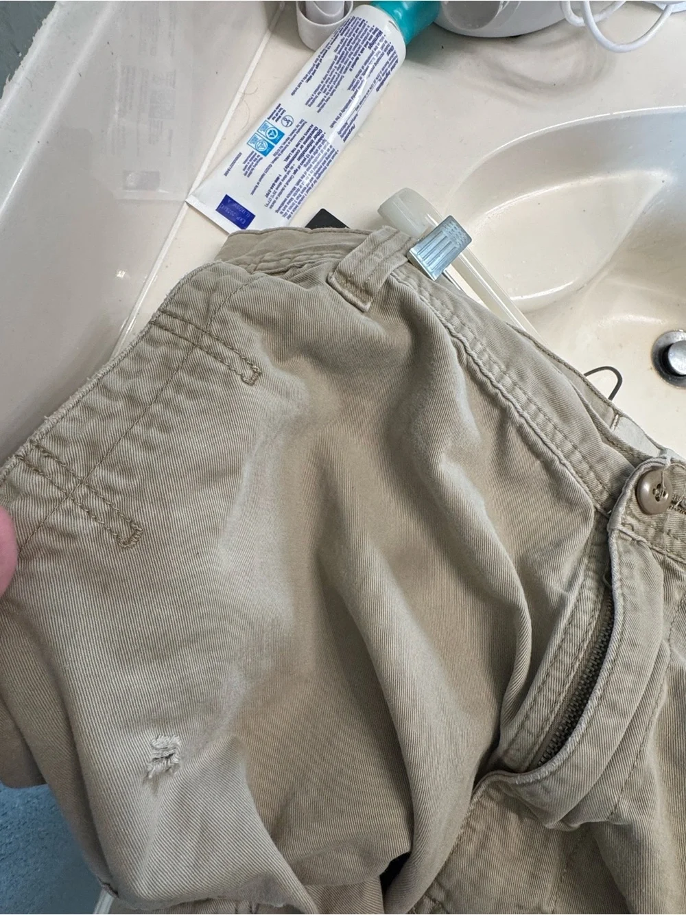 Vintage 90’s Levi’s WorkWear Tough  Men’s Khaki Cargo Shorts 38W